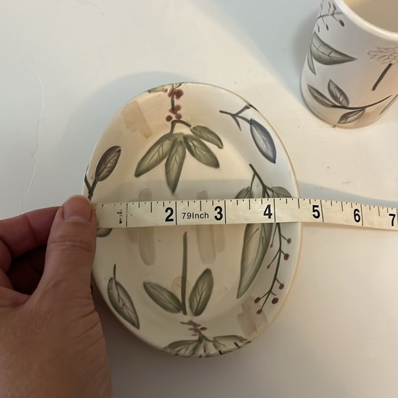 Ceramic Bathroom Soap and Brush Set Cream & Sage Floral Pottery Bowl & Cup - Picture 6 of 9